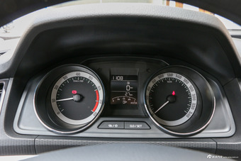 2018款柯米克1.5L手动标准版