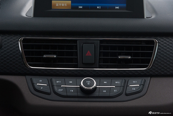 2018款风光330S 1.5L手动舒适型DK15