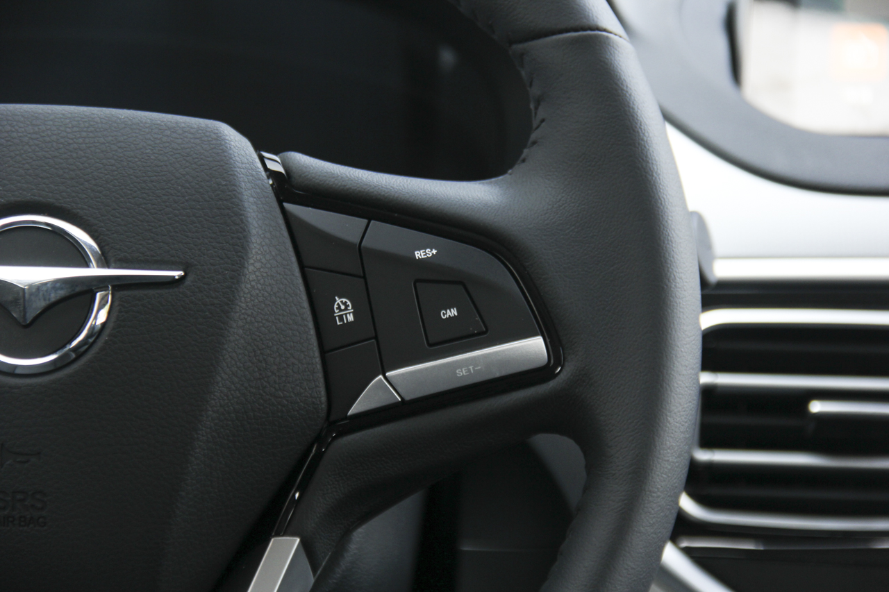 2019款海马S5 1.5T自动旗舰型230T