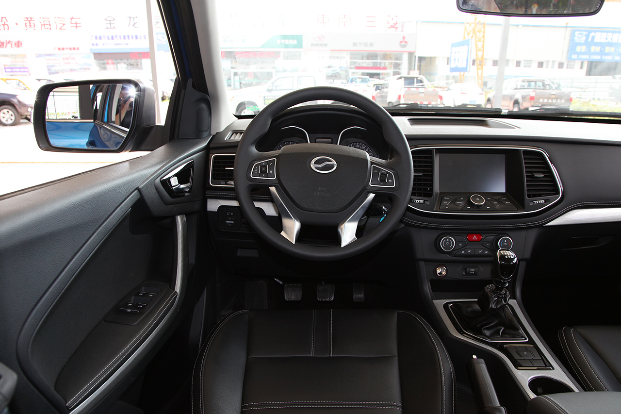 2018款领主2.5T手动柴油两驱豪华型