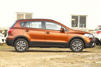 2017款骁途1.6L自动两驱都市时尚型