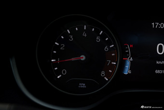 2017款指南者1.4T自动 200T家享版