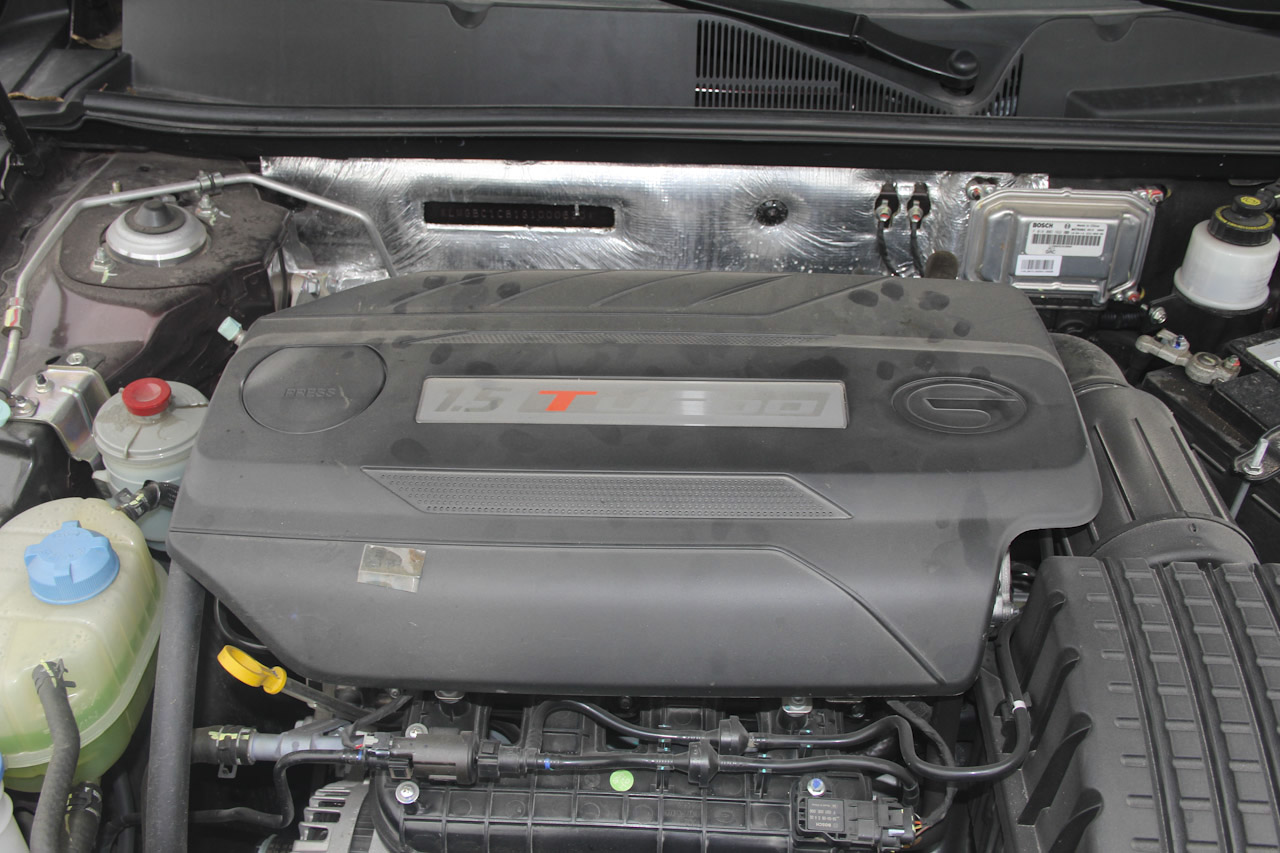 2016款传祺GA6 1.5T自动豪华版235T