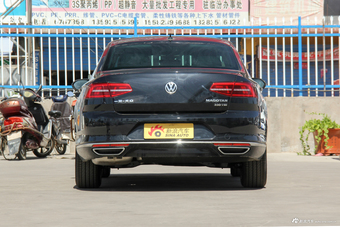 2018款迈腾1.8T自动330TSI DSG尊贵型