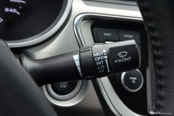 2017款吉利帝豪GL 1.3T自动尊贵型