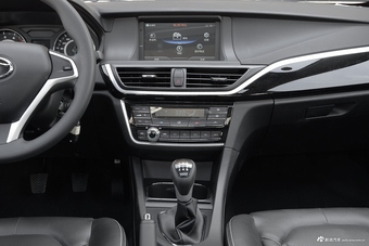 2017款V5菱致1.6L手动基本型