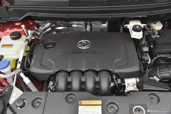 2017款风神AX4 1.6L自动潮尚型