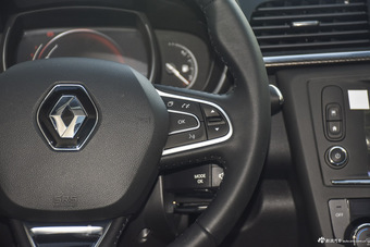 2016款科雷嘉2.0L自动两驱豪华版