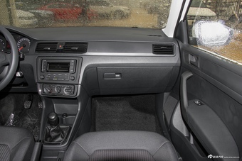 2016款桑塔纳1.6L手动风尚版