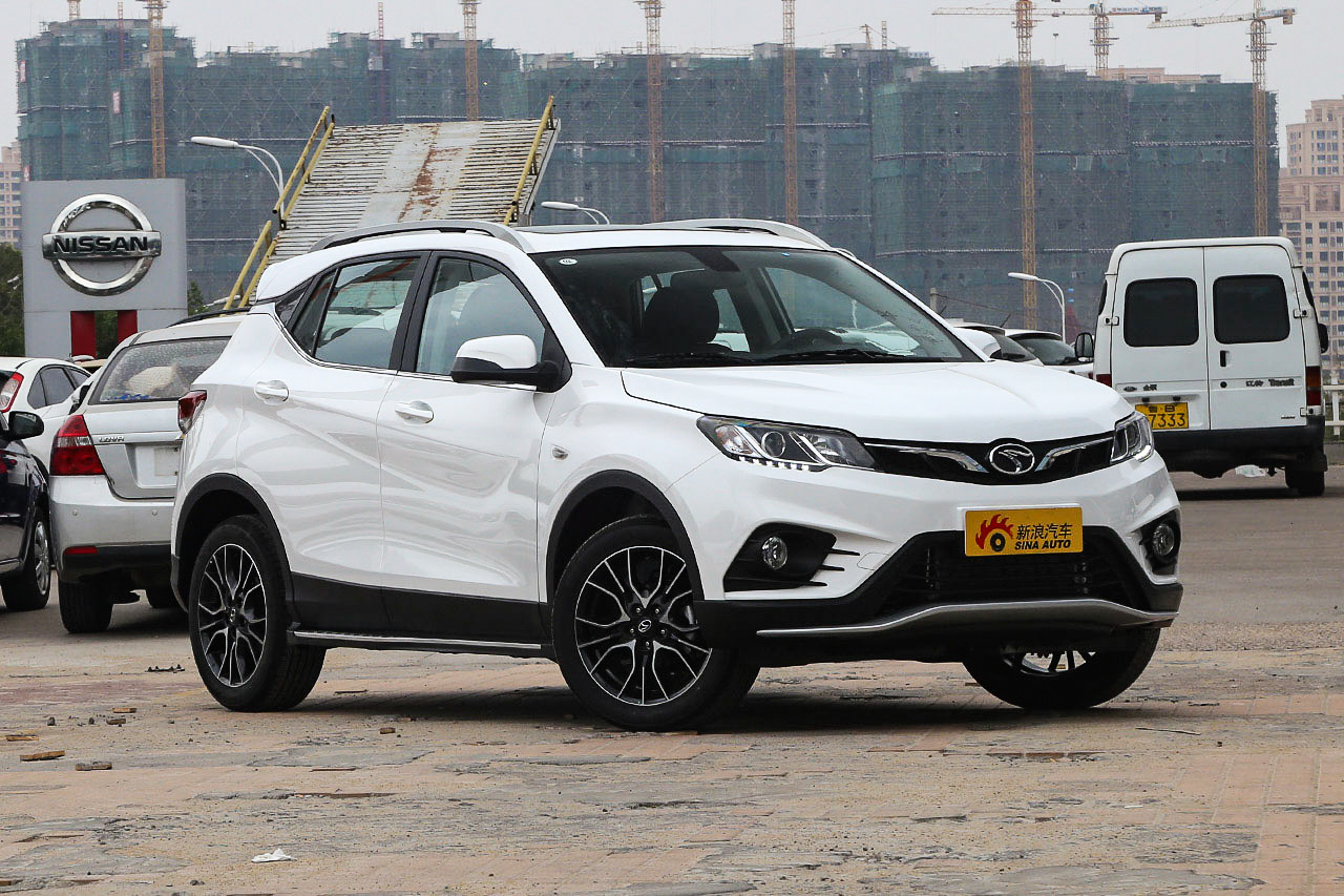 2018款东南DX3 SRG 1.5T手动尊贵型