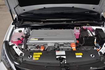 2018款比亚迪秦EV450 智联锋尚型