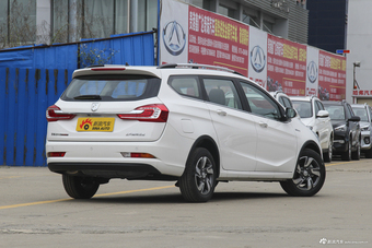 2017款宝骏310W 1.5L手动豪华型