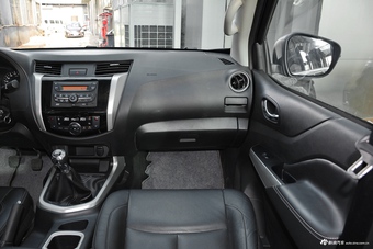 2017款纳瓦拉2.5L手动两驱旗舰版QR25