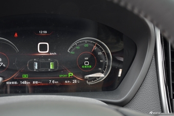 2018款比亚迪秦EV450 智联尊尚型