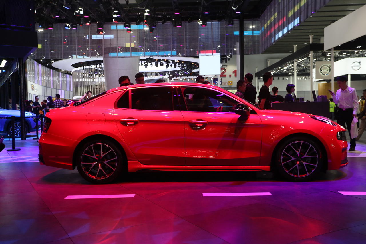 2018广州车展实拍：领克03新能源