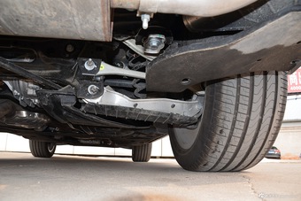 2016款奥迪Q7 2.0T自动40TFSI S-Line运动型