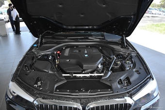 2018款宝马5系2.0T自动528Li上市特别版图片