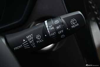 2016款风光580 1.5T手动豪华型