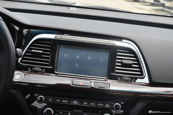 2017款起亚K4 1.8L自动DLX Special