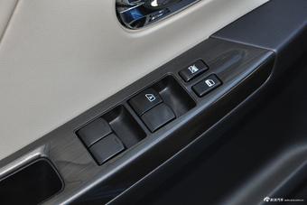 2017款启辰M50V 1.6L XL CVT豪华版