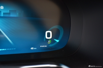 2017款荣威eRX5 EV400 电动互联至尊版