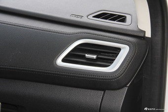 2018款斯威X7改款1.5T手动豪华互联版7座