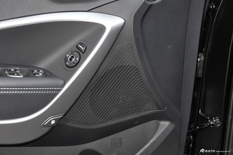 2017款全新胜达2.0L自动两驱智能型7座