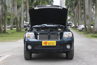 2015款中兴威虎TUV 2.8T手动柴油两驱超值版大双图片