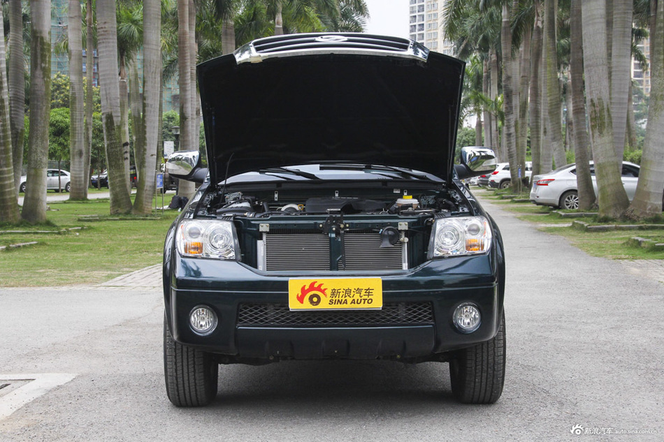 2015款中兴威虎TUV 2.8T手动柴油两驱超值版大双