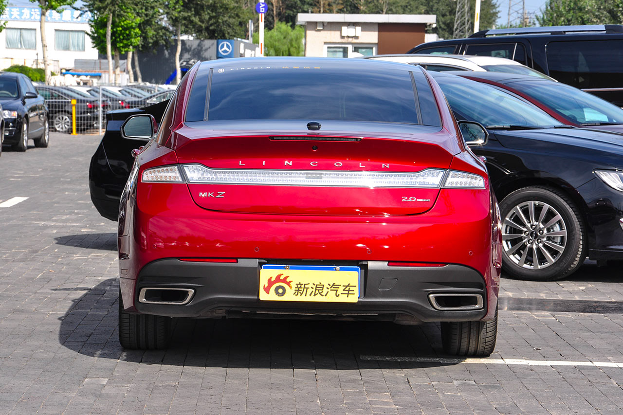 2016款林肯MKZ 2.0T自动尊耀版
