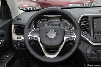 2016款自由光2.0L自动智能版