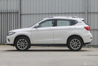 2018款哈弗H2 1.5T手动两驱豪华型红标