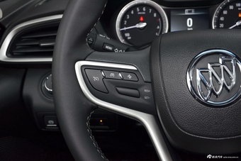 2019款别克GL6 1.3T自动18T互联尊贵型6座国VI