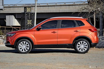 2017款奔腾X40 1.6L手动