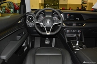 2017款Stelvio 2.0T 200HP自动豪华版