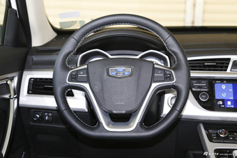 2016款吉利博越2.0L手动智尚型