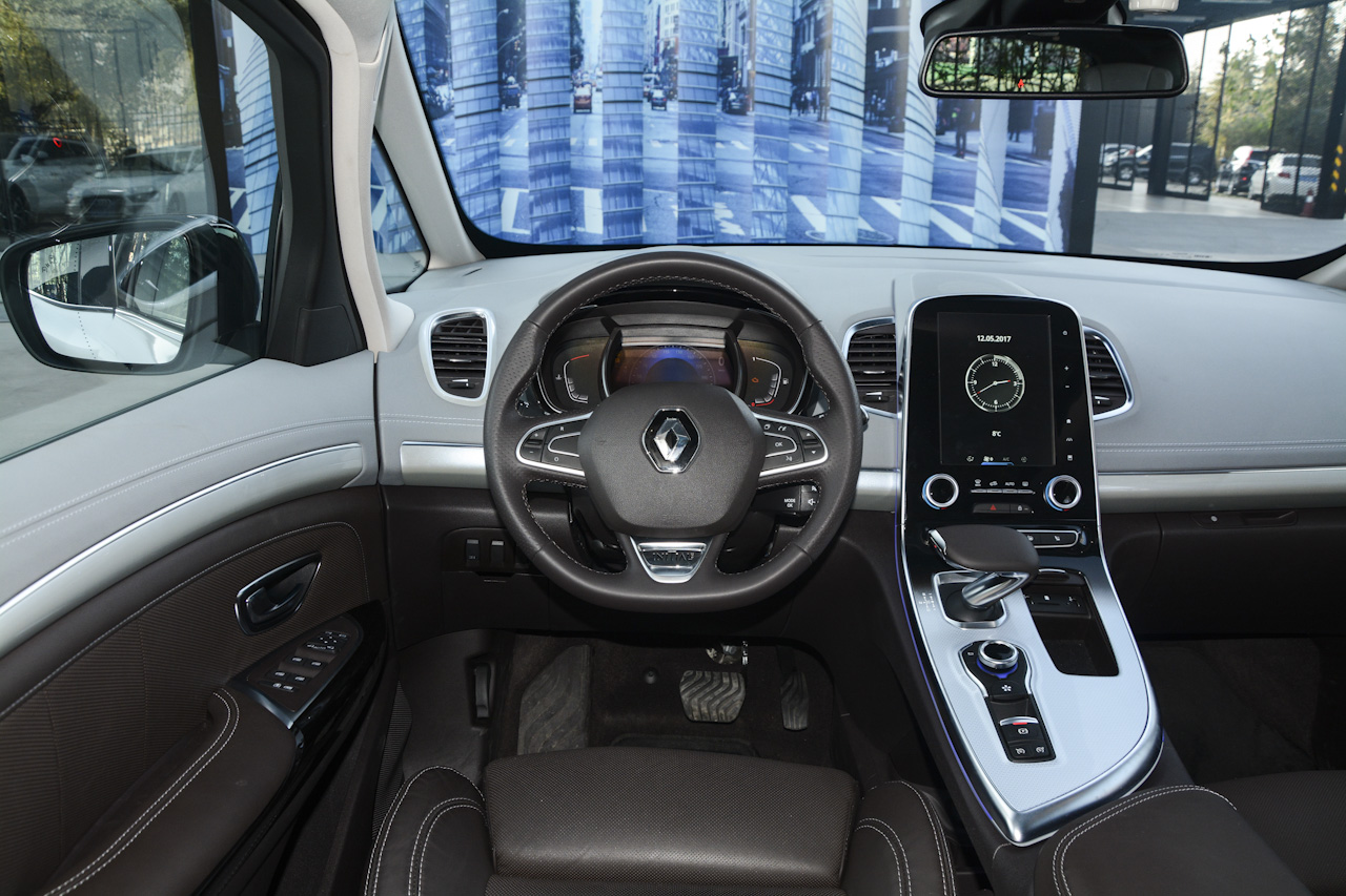 2018款雷诺Espace 1.8T自动雅颂巴黎版TCe 300 