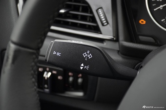 2016款宝马218i 时尚型