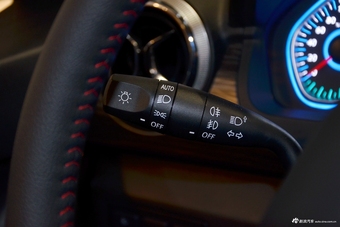 2018款北汽新能源EX360 新潮版