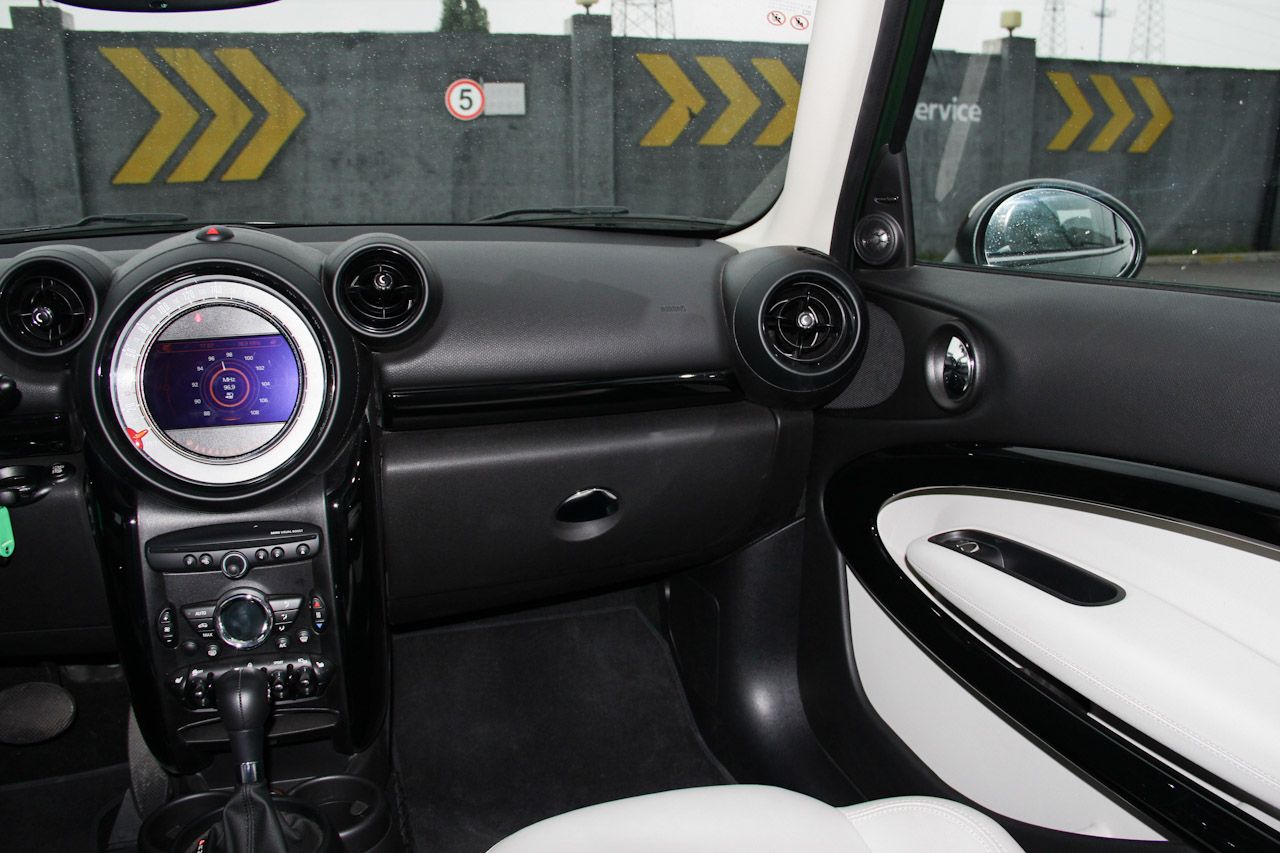 2014款MINI PACEMAN 1.6L自动 COOPER
