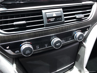 洛杉矶车展实拍2018款雅阁 造型更新潮