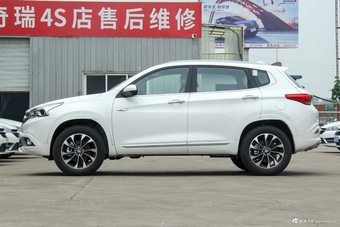 2018款瑞虎7 1.5T手动精英版
