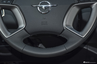 2015款海马S5 1.5T自动旗舰型