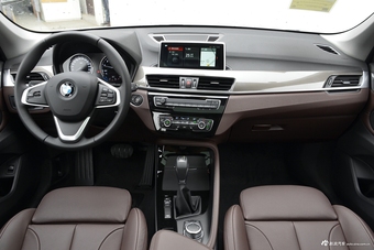 2019款宝马X1 2.0T自动xDrive20Li尊享型