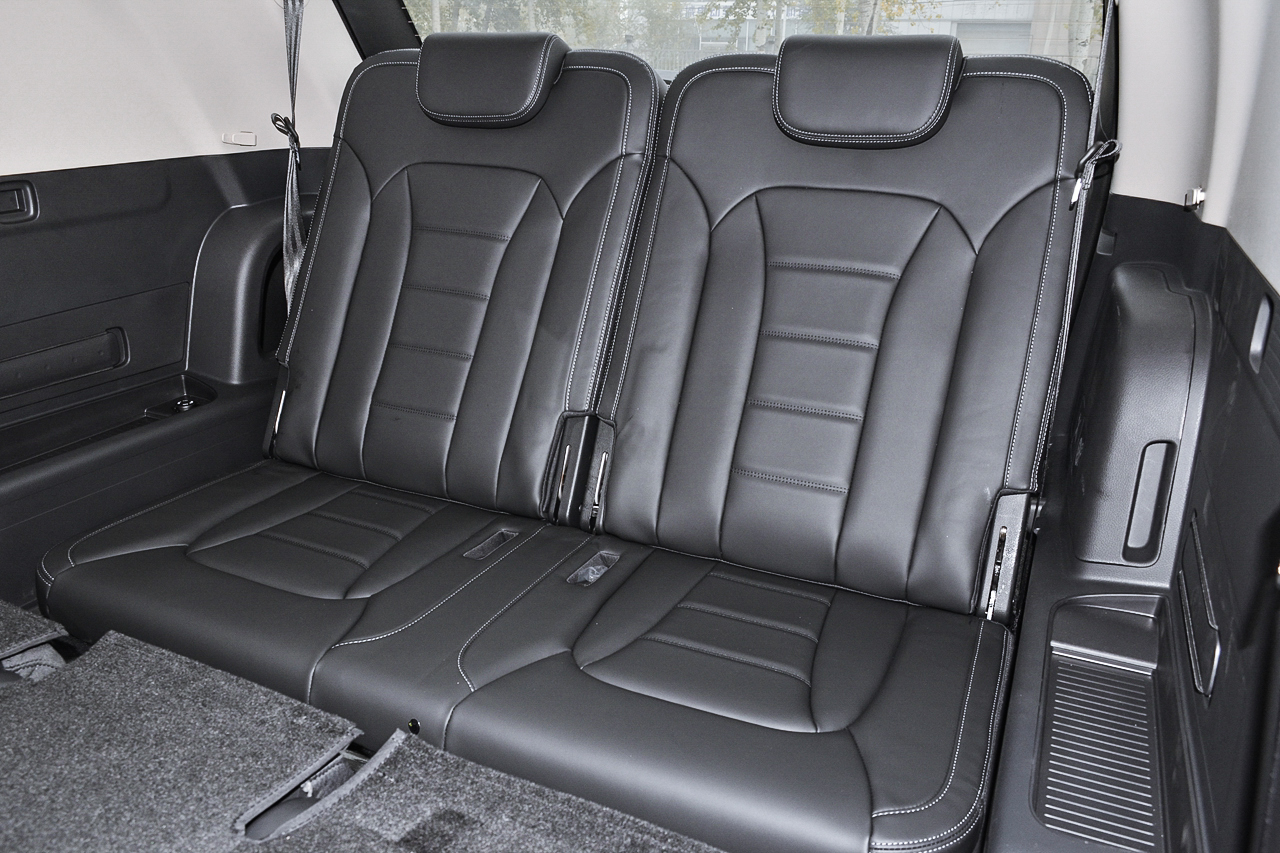 实拍新一代雷斯特 20万级带大梁的硬派越野