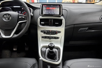 2017款中华H3 1.5L手动豪华型