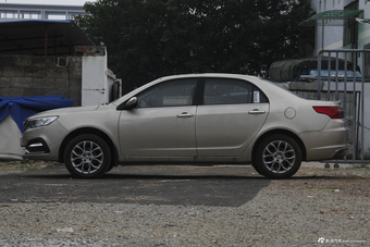 2018款吉利远景1.5L手动幸福版