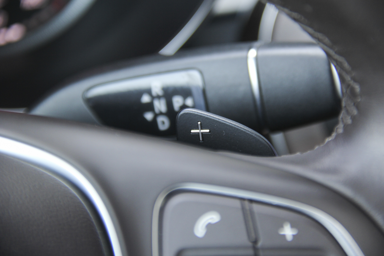 2018款奔驰GLC改款2.0T自动300 4MATIC动感型