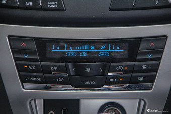 2015款绅宝X65 2.0T自动豪华型 烈焰橙