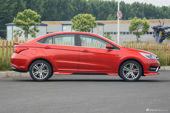 2017款艾瑞泽5 SPORT 1.5T手动豪华版